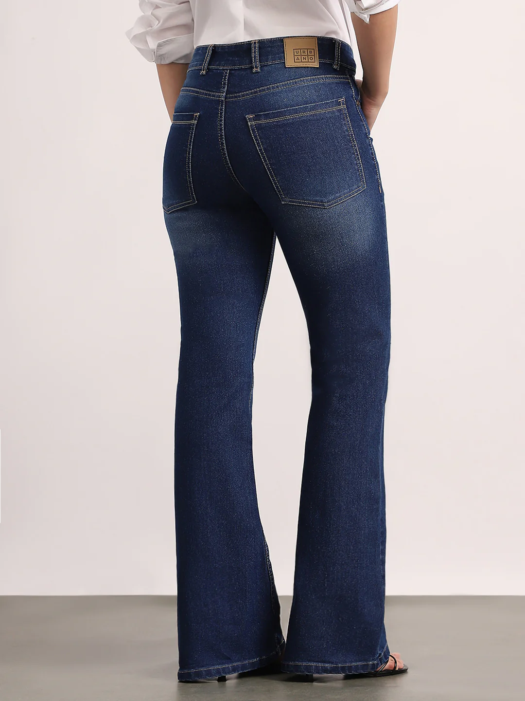 Women's Dark Blue Mid Rise Bootcut Fit Washed Jeans Stretchable - Image 3