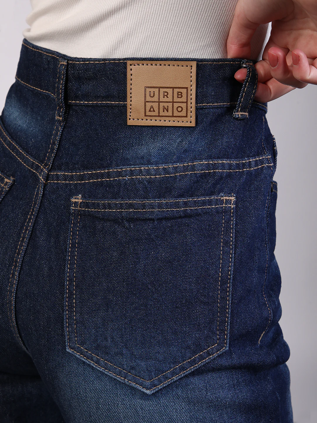 Women's Dark Blue Wide Leg Fit Washed Jeans - Image 6