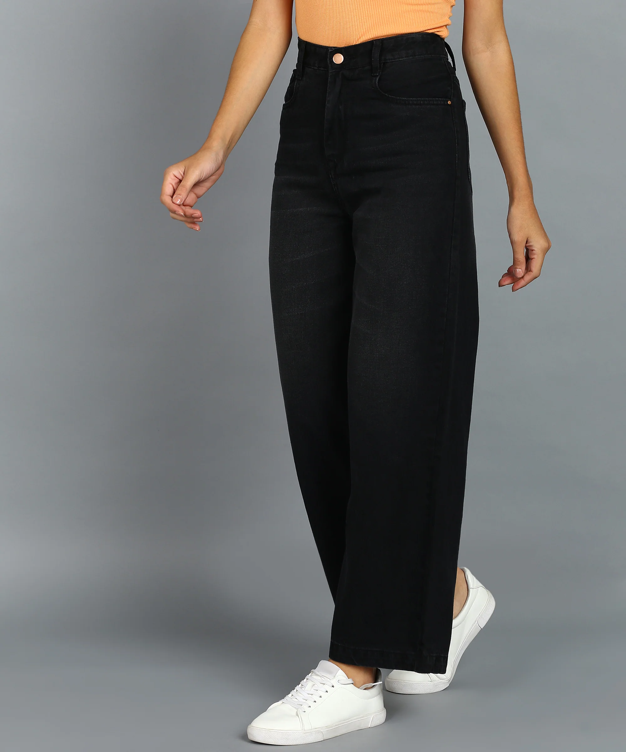 Women's Dark Grey Wide Leg Fit Washed Jeans - Image 3
