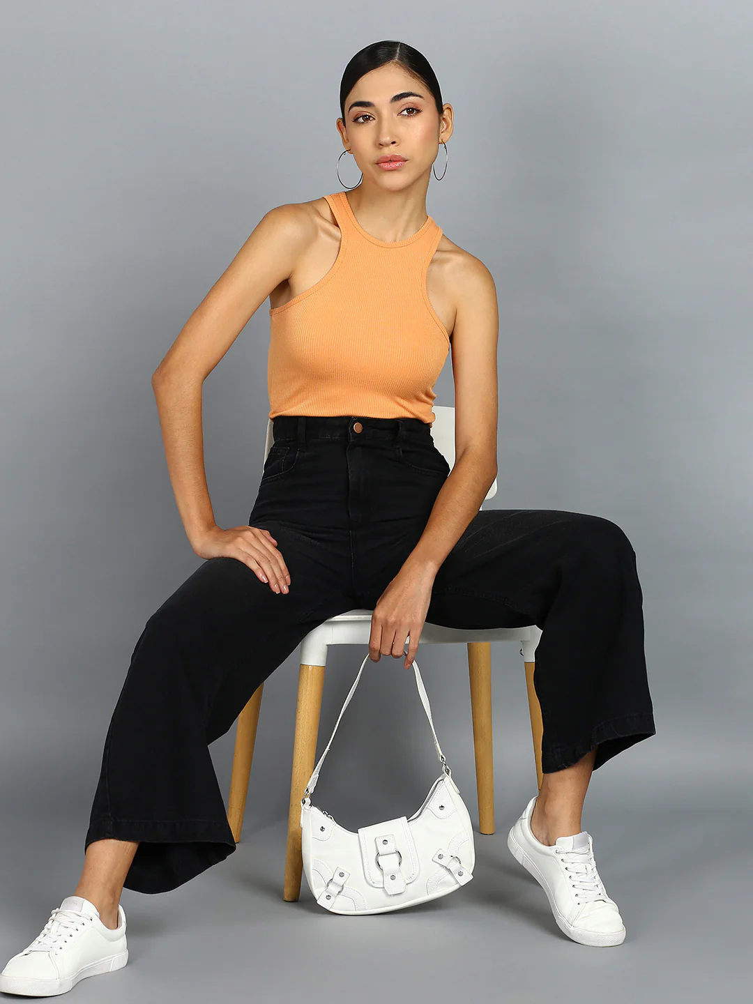 Women's Dark Grey Wide Leg Fit Washed Jeans - Image 5
