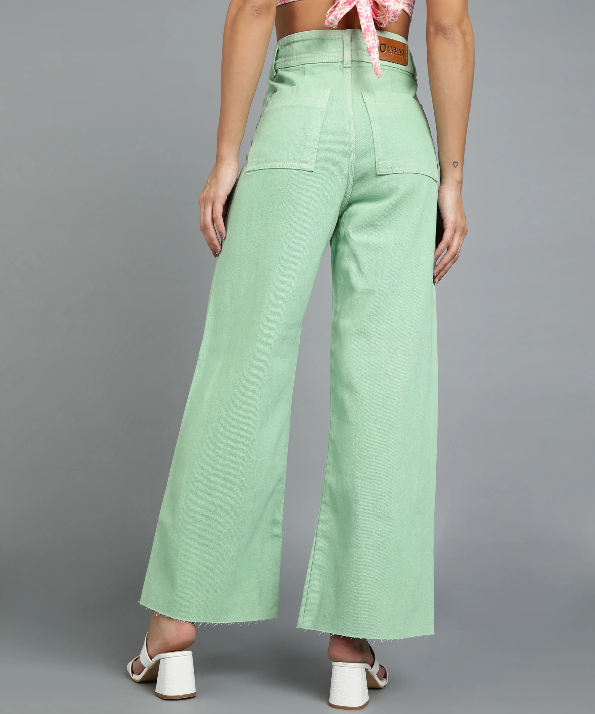 Women's Green Wide Leg Fit Washed Jeans - Image 3