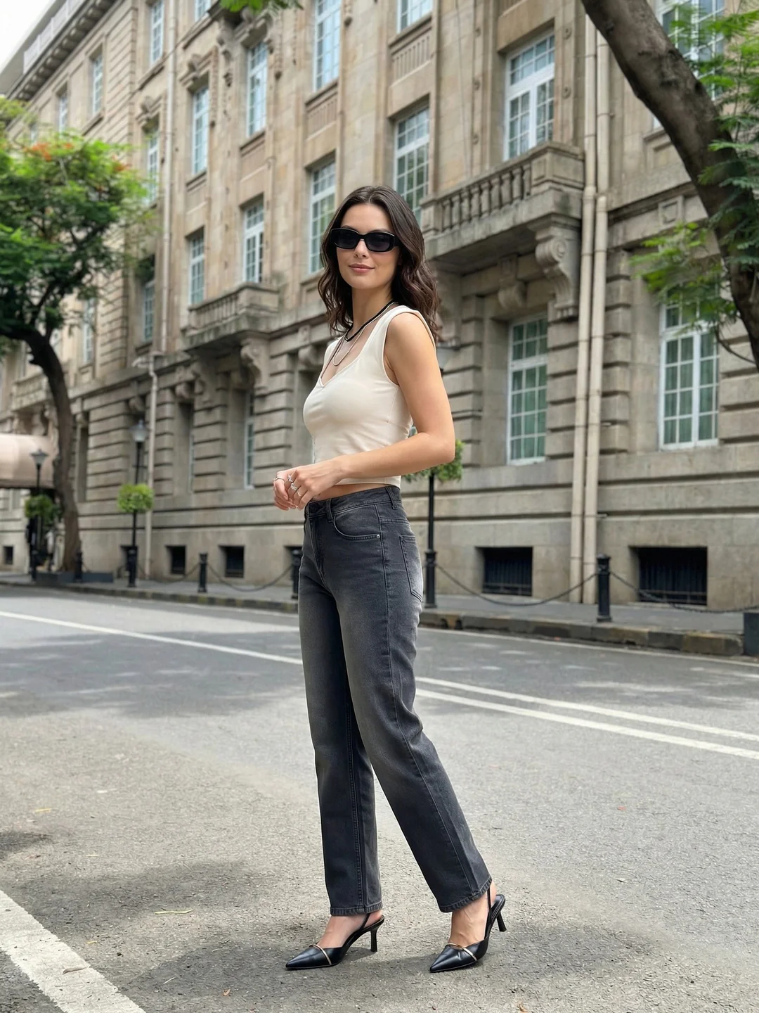 Women's Grey High Rise Straight Fit Washed Jeans Non-Stretchable - Image 4