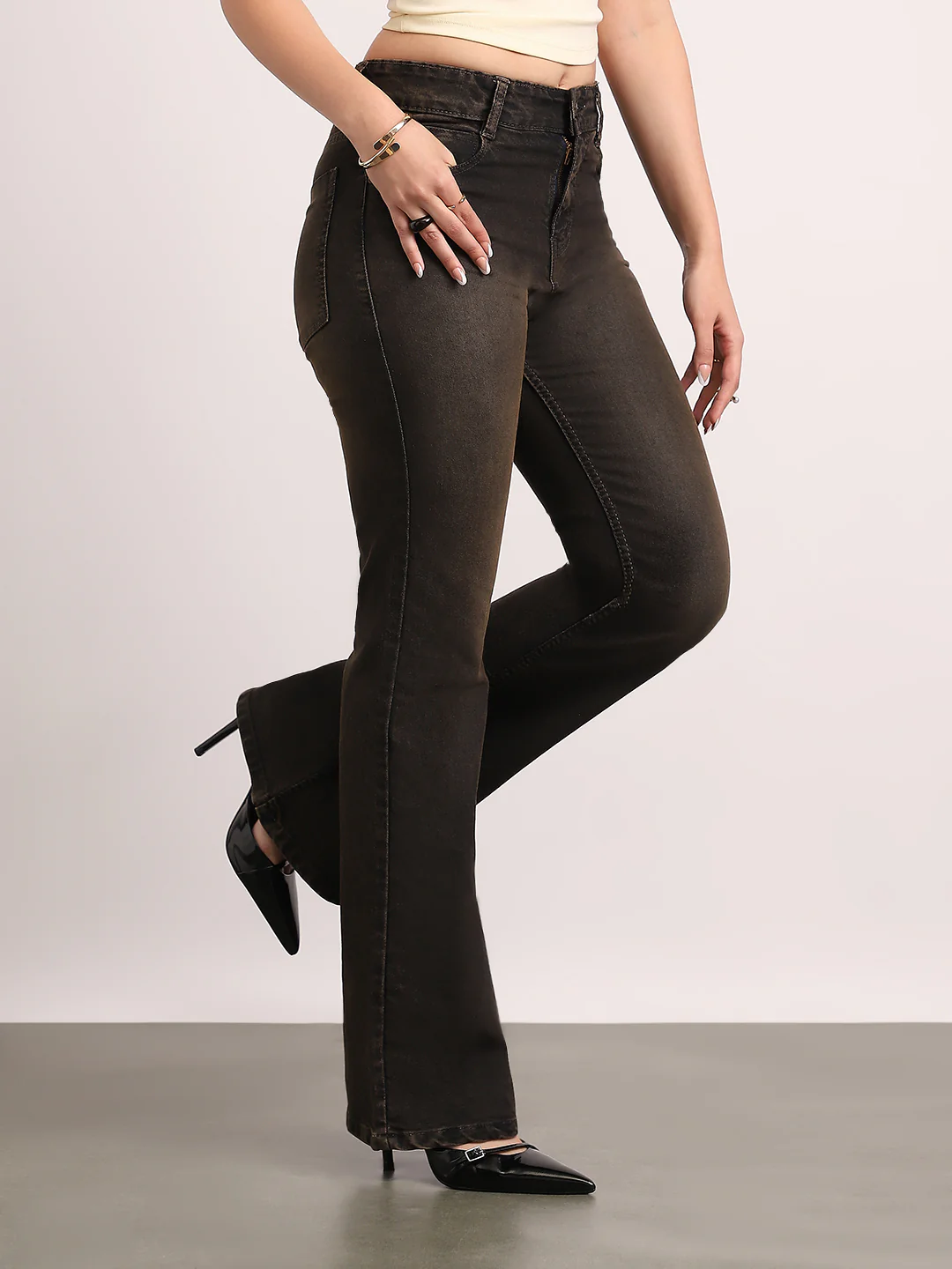 Women's Grey Mid Rise Bootcut Fit Washed Jeans Stretchable - Image 2
