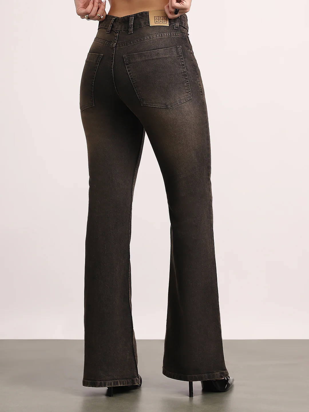 Women's Grey Mid Rise Bootcut Fit Washed Jeans Stretchable - Image 3