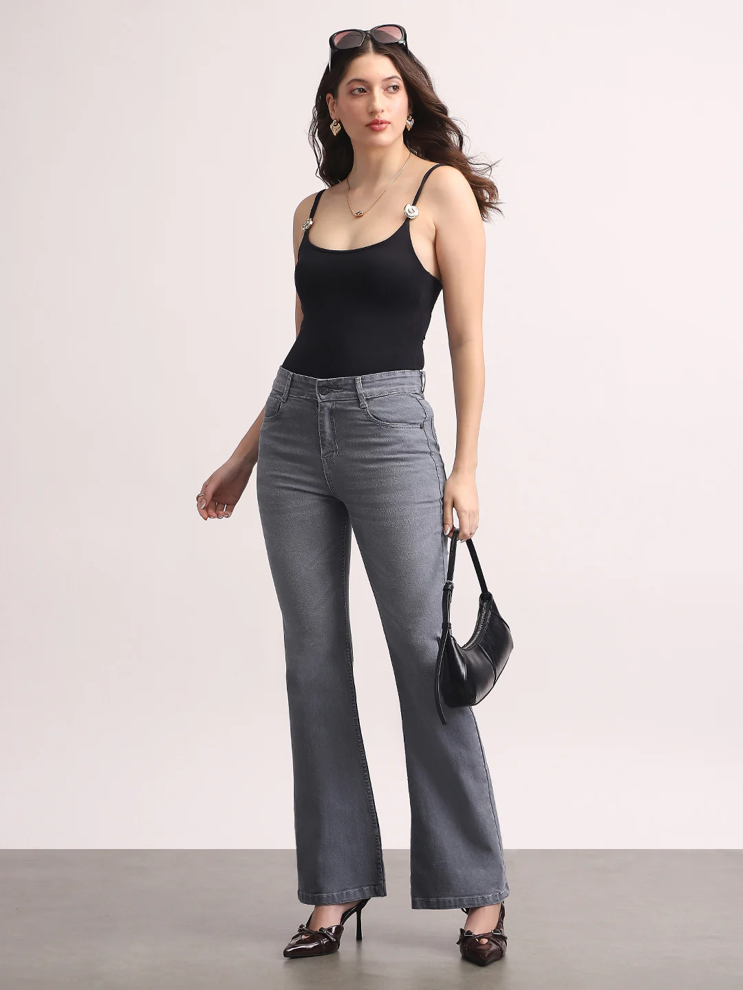 Women's Grey Mid Rise Bootcut Fit Washed Jeans Stretchable - Image 4