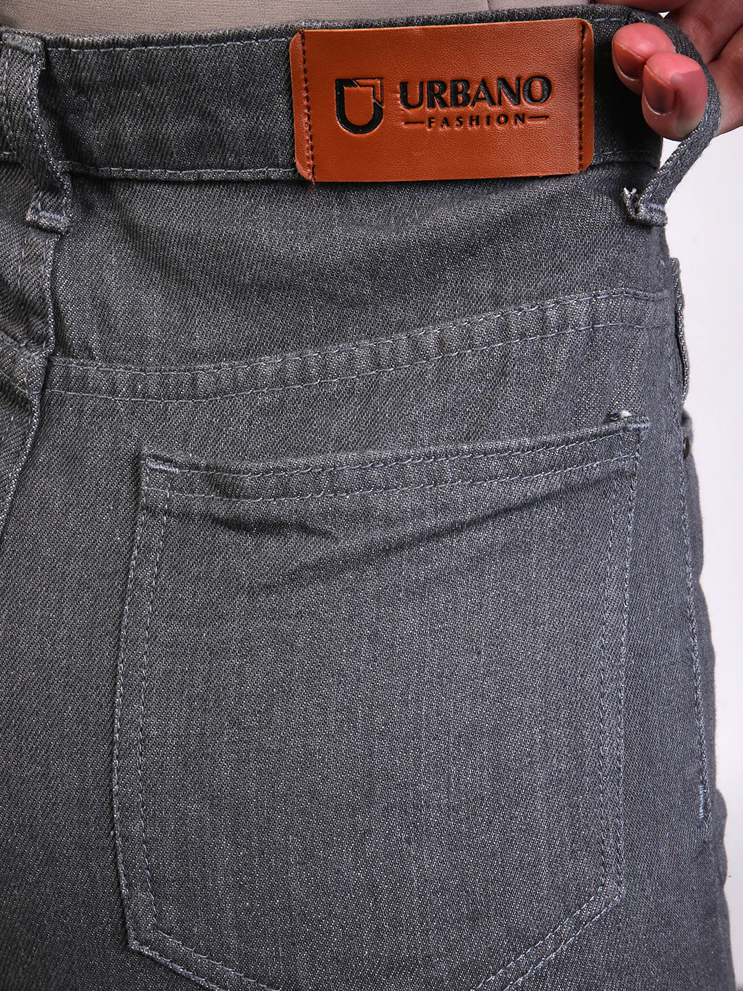 Women's Grey Wide Leg Fit Mild Distressed/Knee Slit Washed Jeans - Image 6