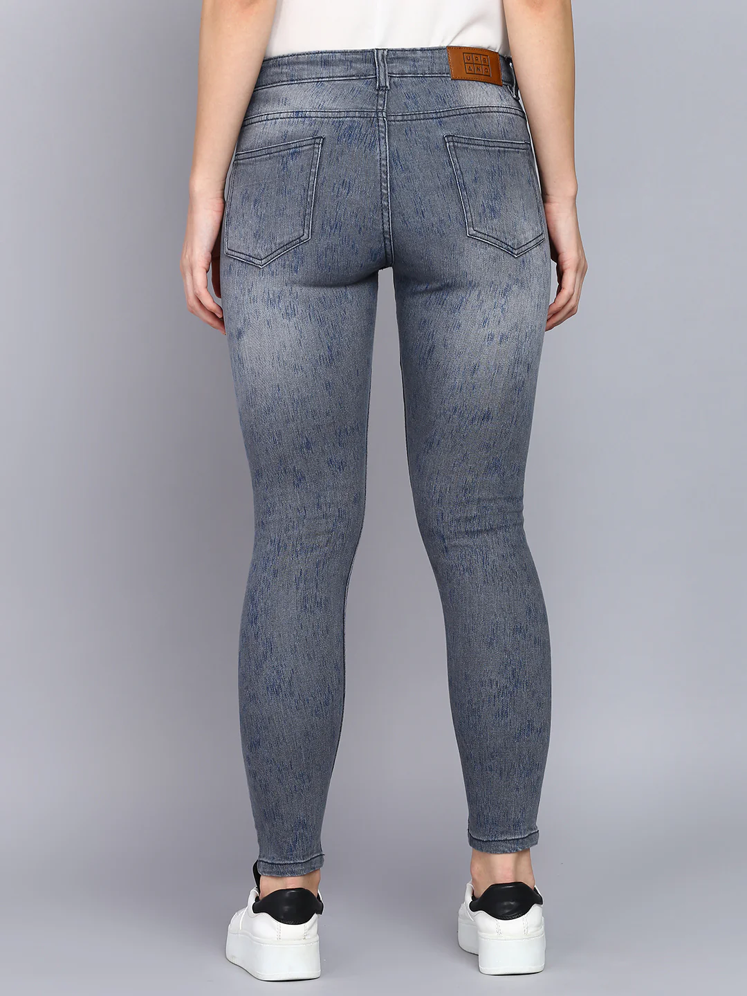 Women's Grey Skinny Fit Washed Jeans - Image 3