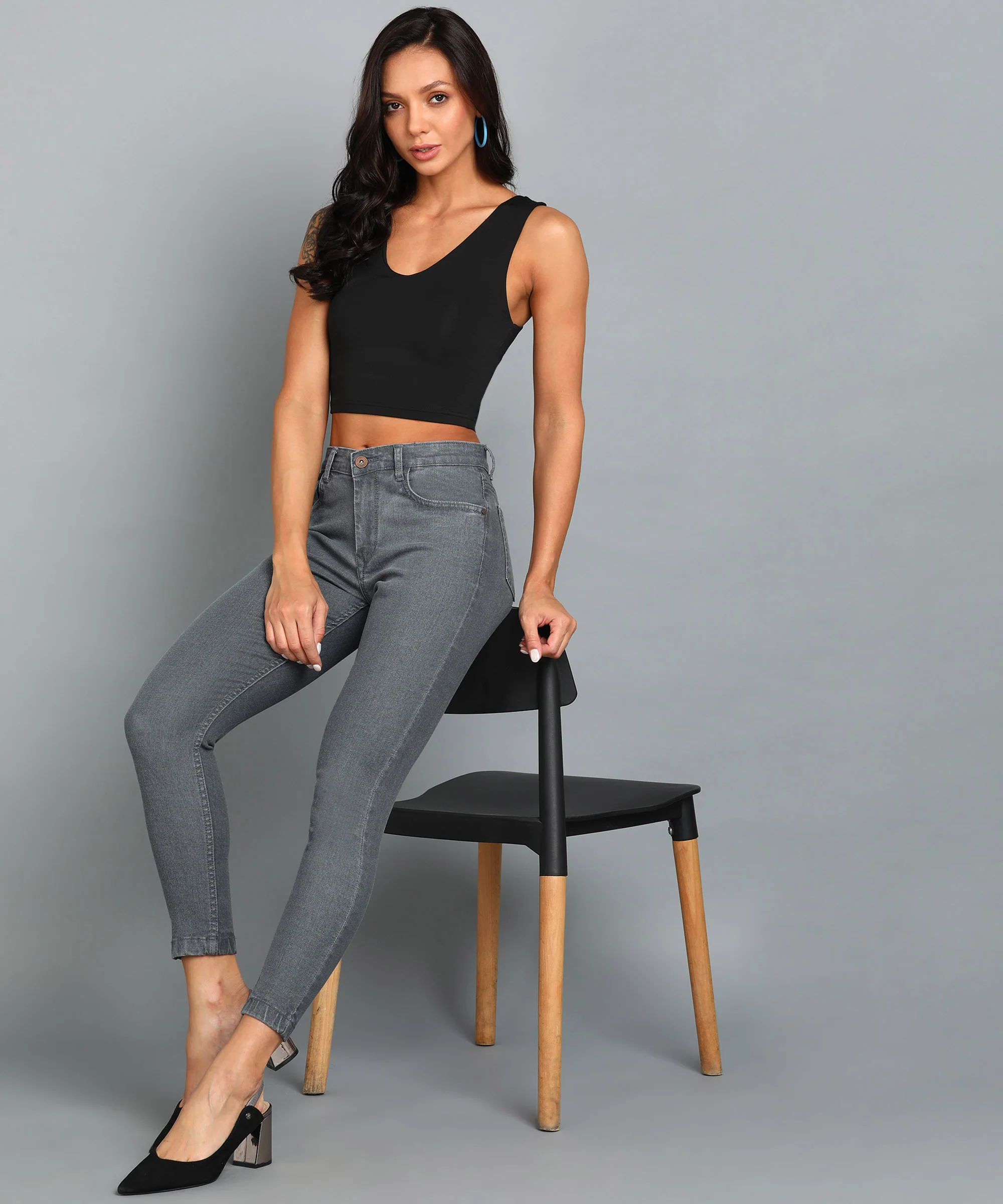 Women's Grey Skinny Fit Washed Jeans - Image 4