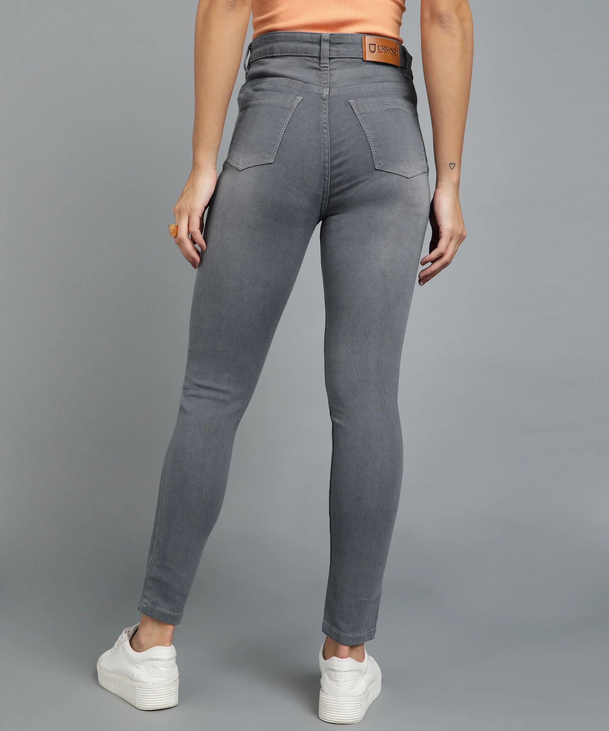 Women's Grey Skinny Fit Washed Jeans - Image 4