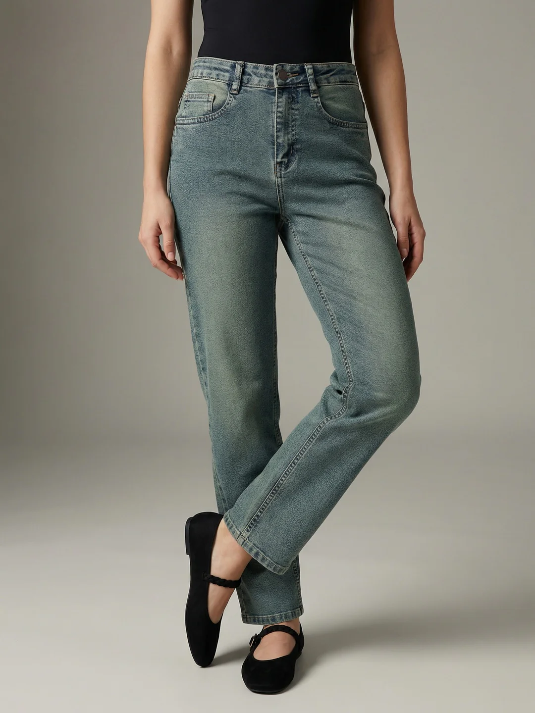 Women's Ice Blue High Rise Straight Fit Washed Jeans Non-Stretchable - Image 2