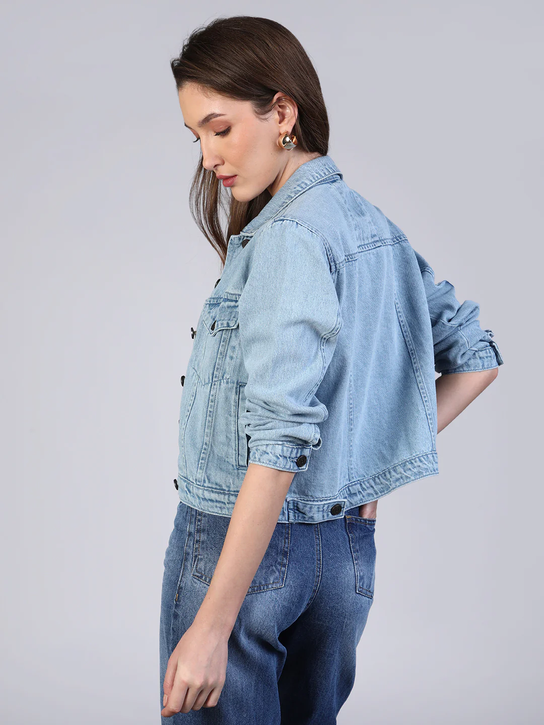 Women's Ice Blue Regular Fit Washed Full Sleeve Denim Jacket - Image 3