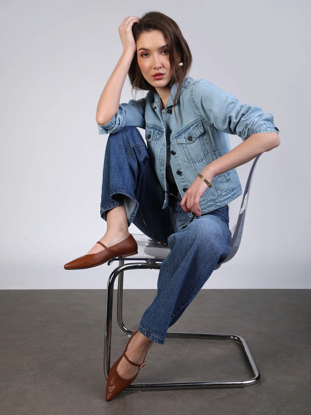Women's Ice Blue Regular Fit Washed Full Sleeve Denim Jacket - Image 4