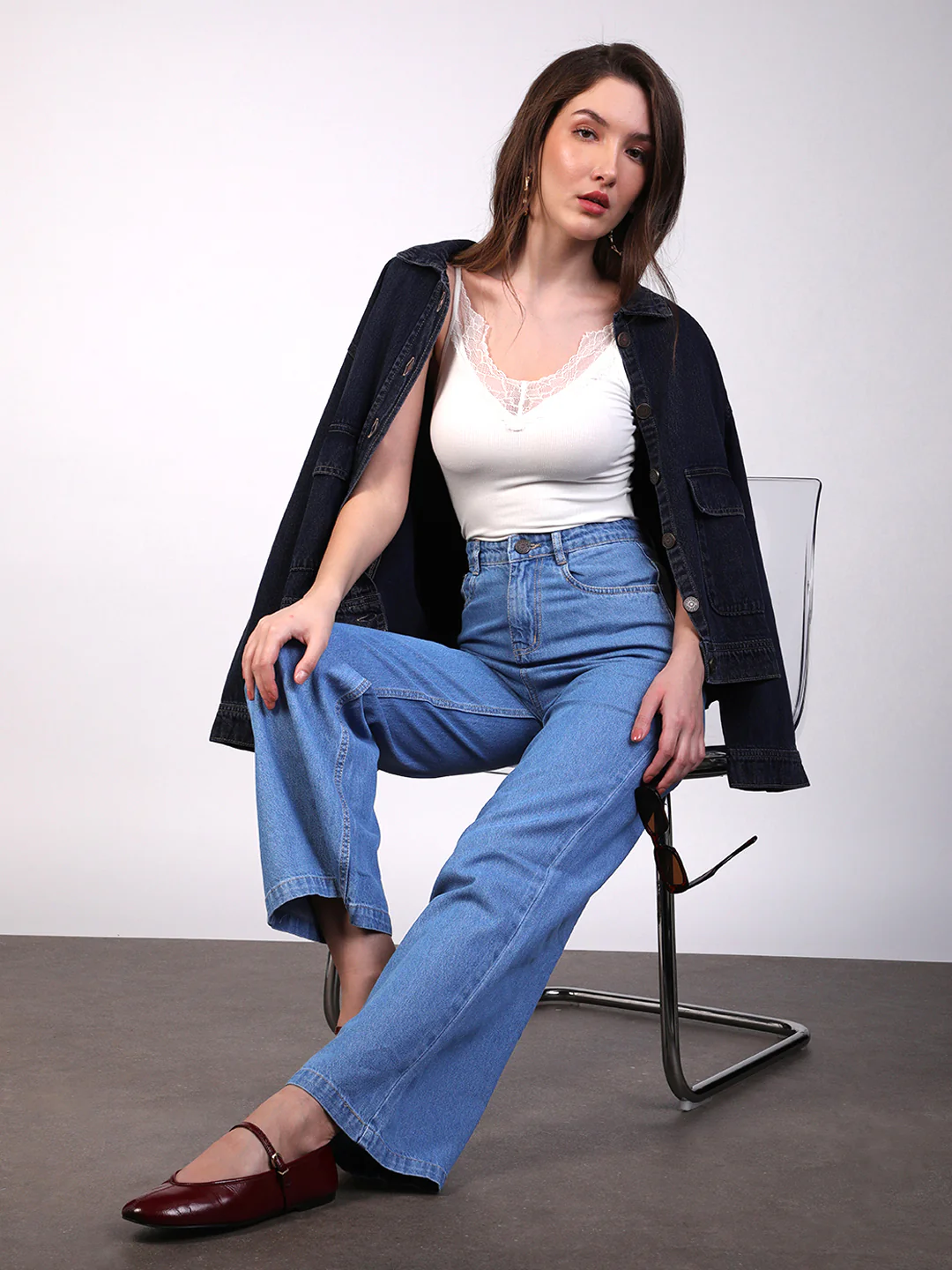 Women's Ice Blue Wide Leg Fit Washed Jeans - Image 4