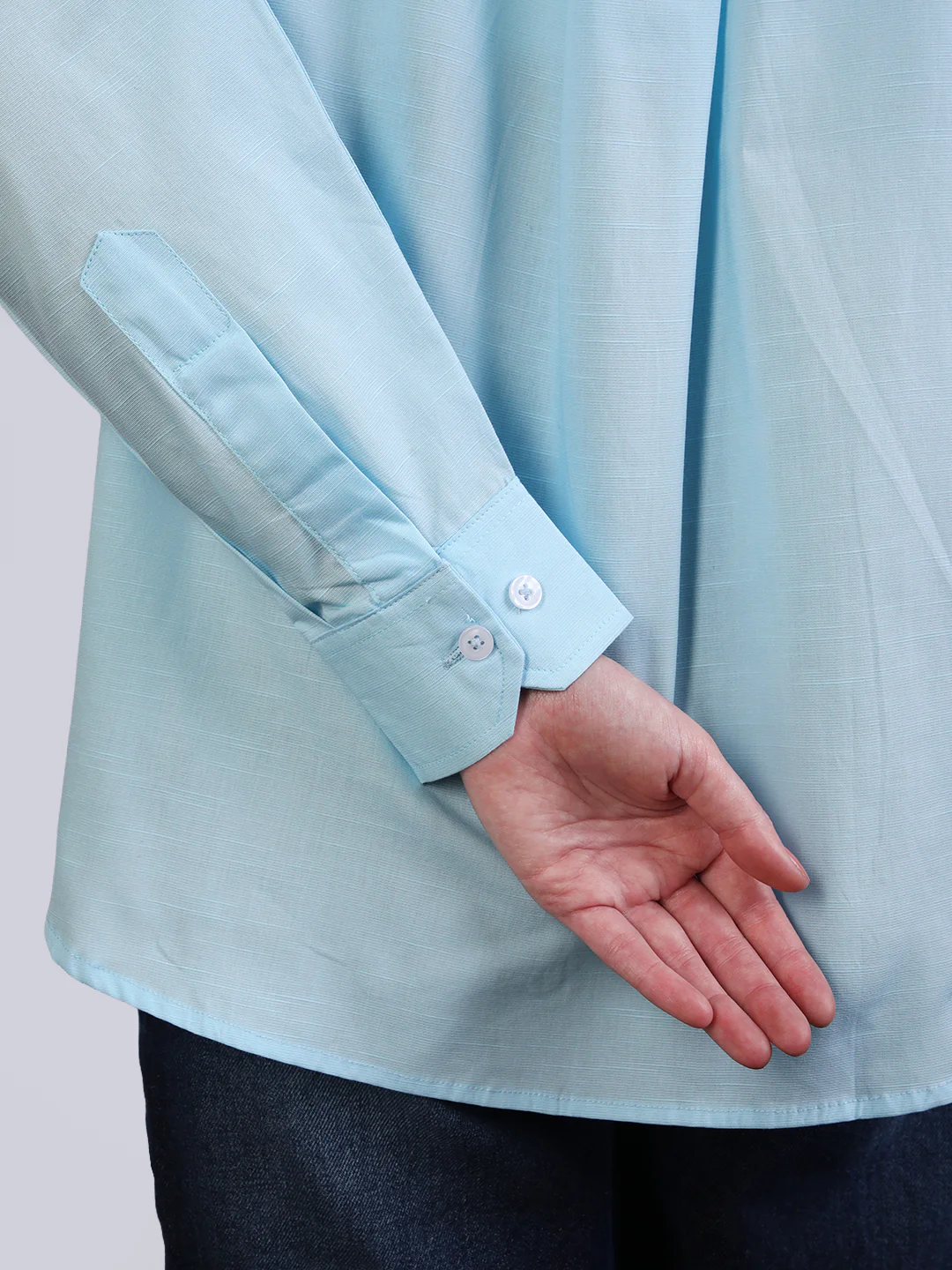 Women's Light Blue Cotton Full Sleeve Oversized Fit Casual Solid Slub Shirt with Spread Collar - Image 7