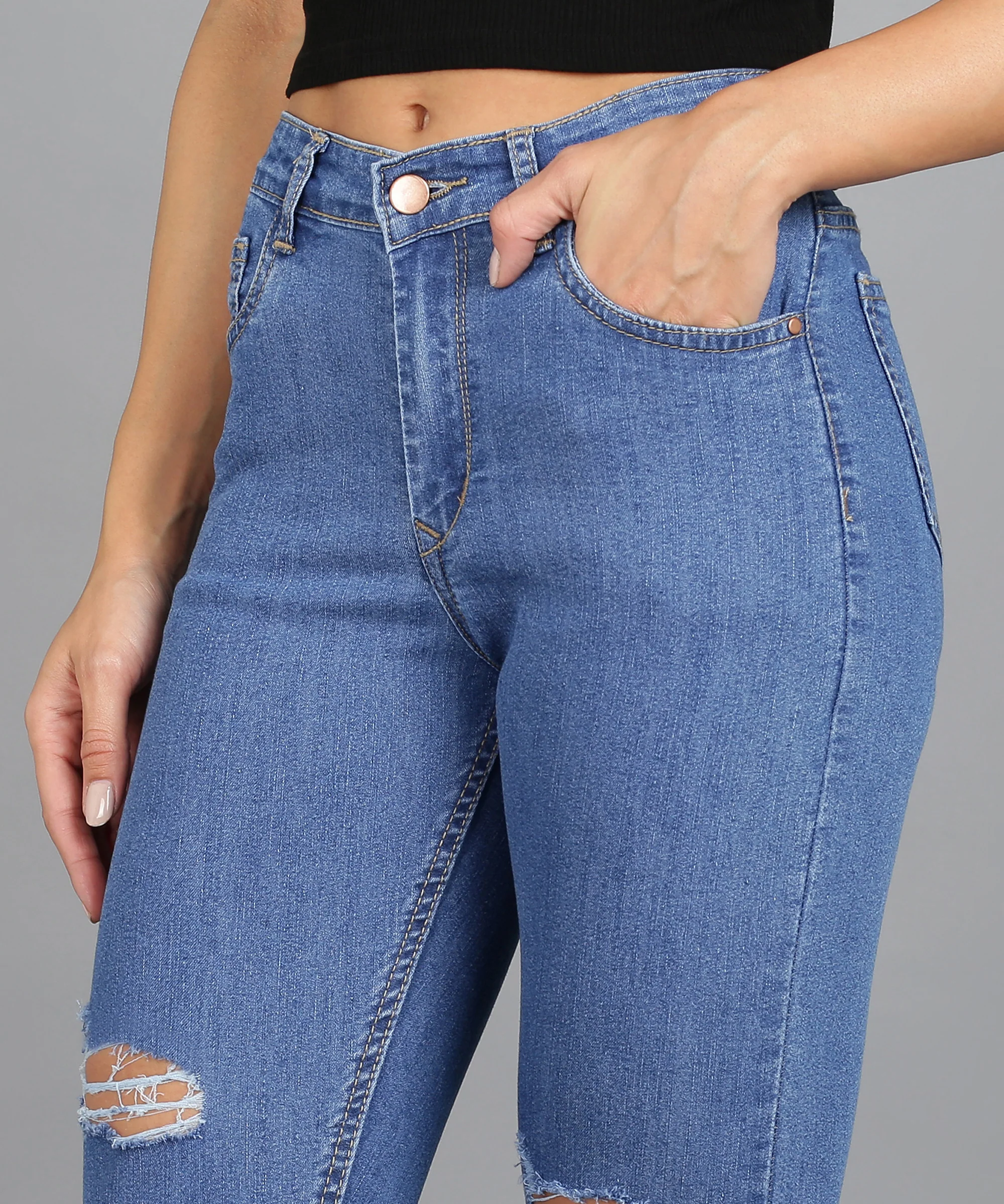 Women's Light Blue Skinny Fit Mild Distressed Washed Jeans - Image 5