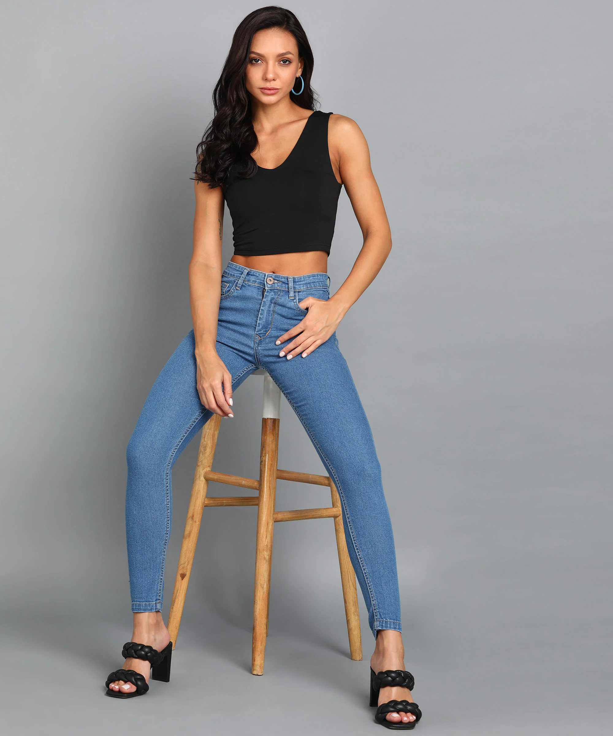 Women's Light Blue Skinny Fit Washed Jeans - Image 4