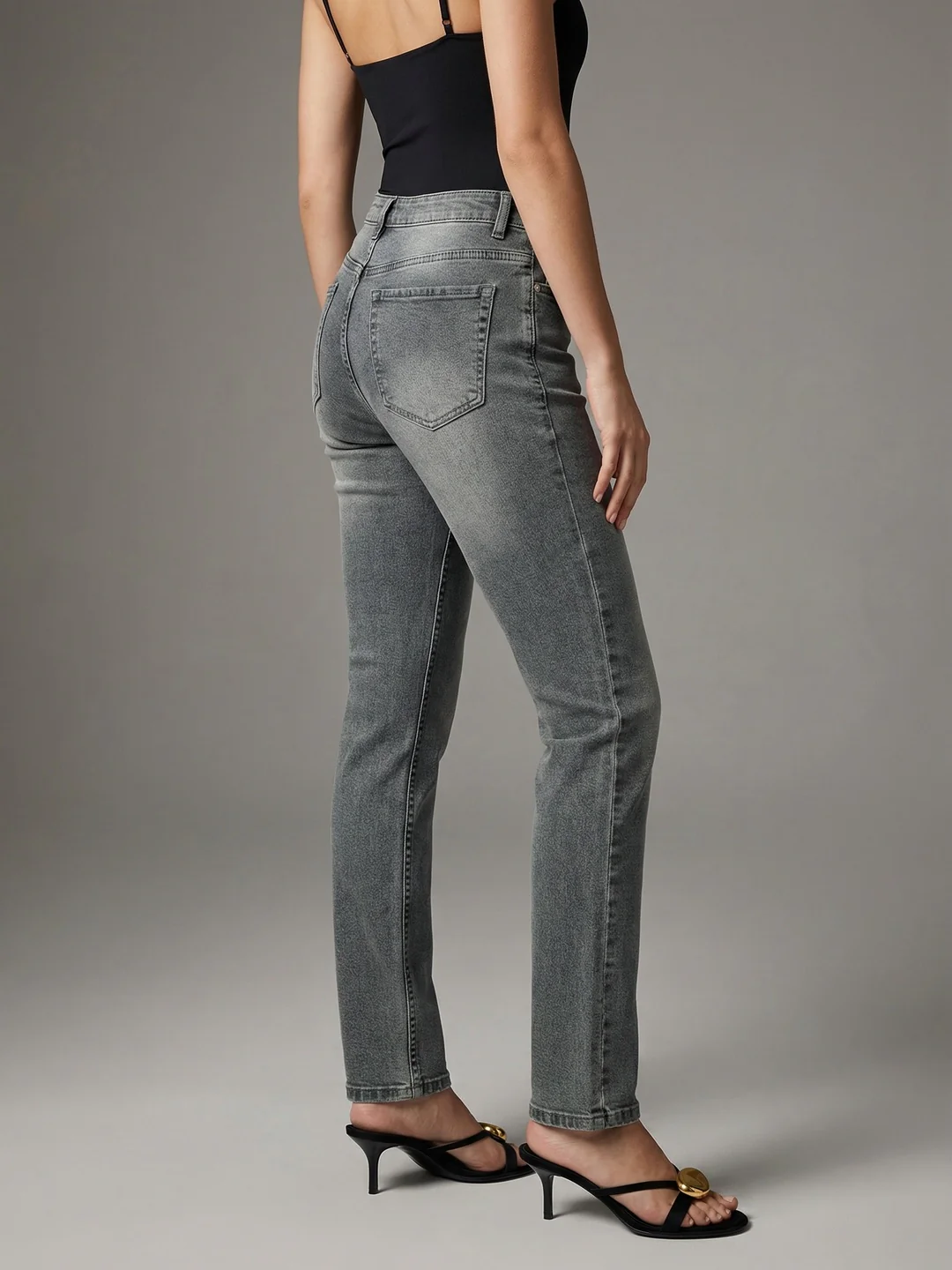 Women's Light Grey High Rise Straight Fit Washed Jeans Non-Stretchable - Image 3