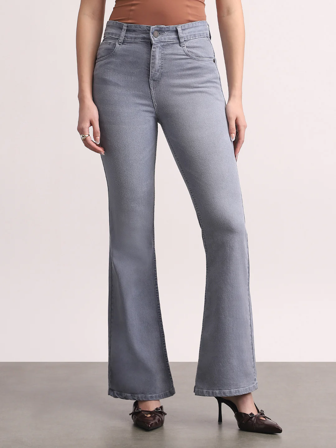 Women's Light Grey Mid Rise Bootcut Fit Washed Jeans Stretchable