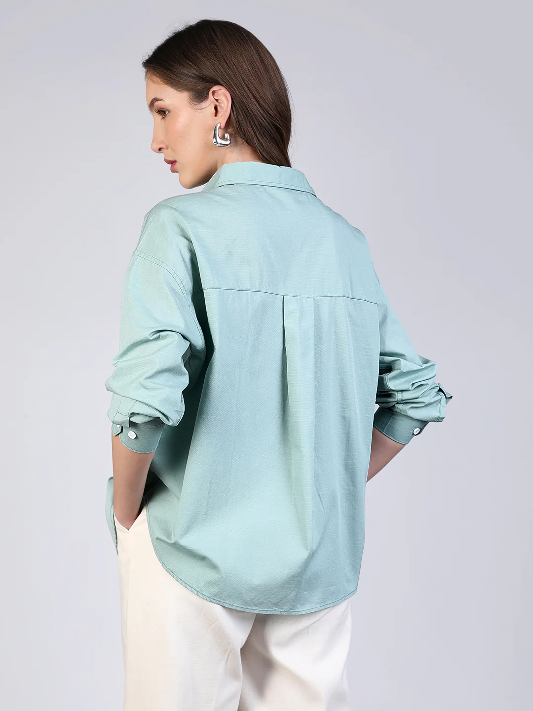 Women's Mint Cotton Full Sleeve Oversized Fit Casual Solid Slub Shirt with Spread Collar - Image 4