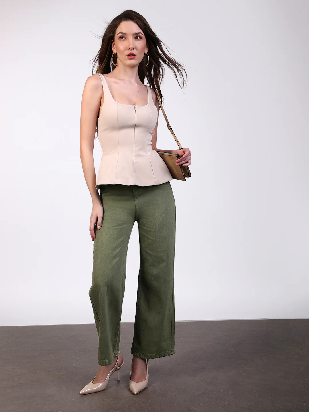 Women's Olive Green Wide Leg Fit Washed Jeans - Image 4