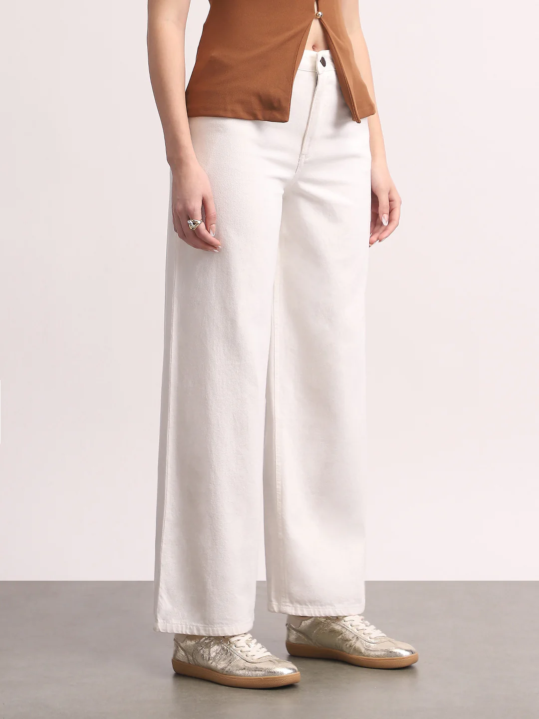 Women's White High Rise Baggy Fit Washed Jeans Non-Stretchable - Image 2