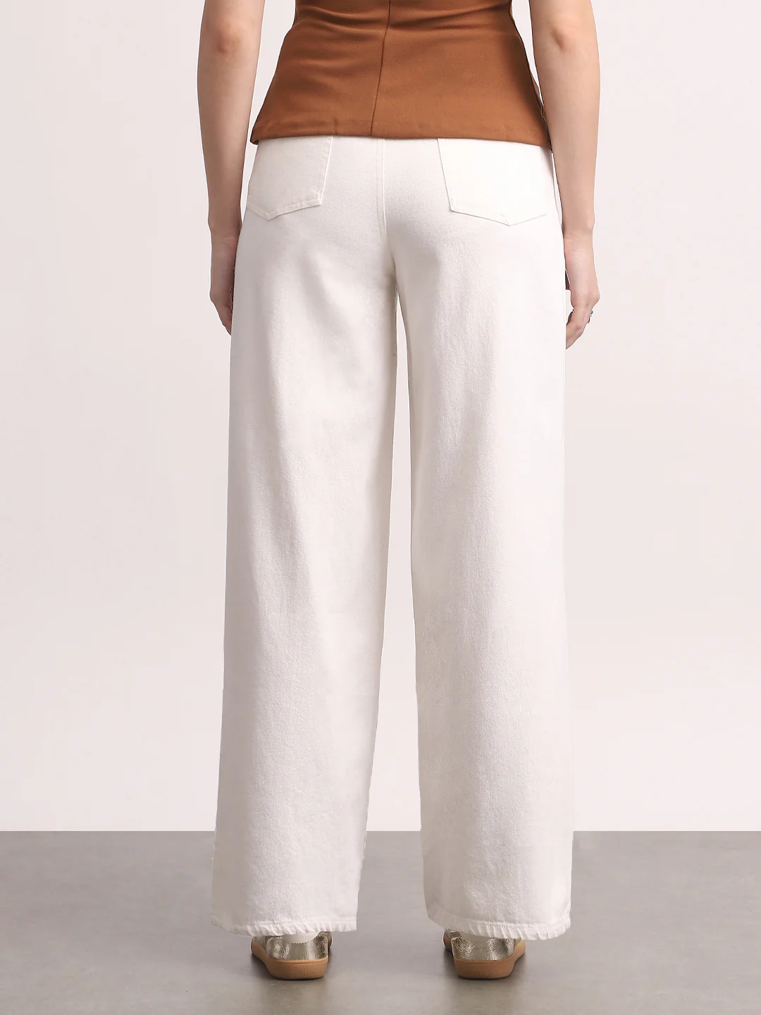 Women's White High Rise Baggy Fit Washed Jeans Non-Stretchable - Image 3