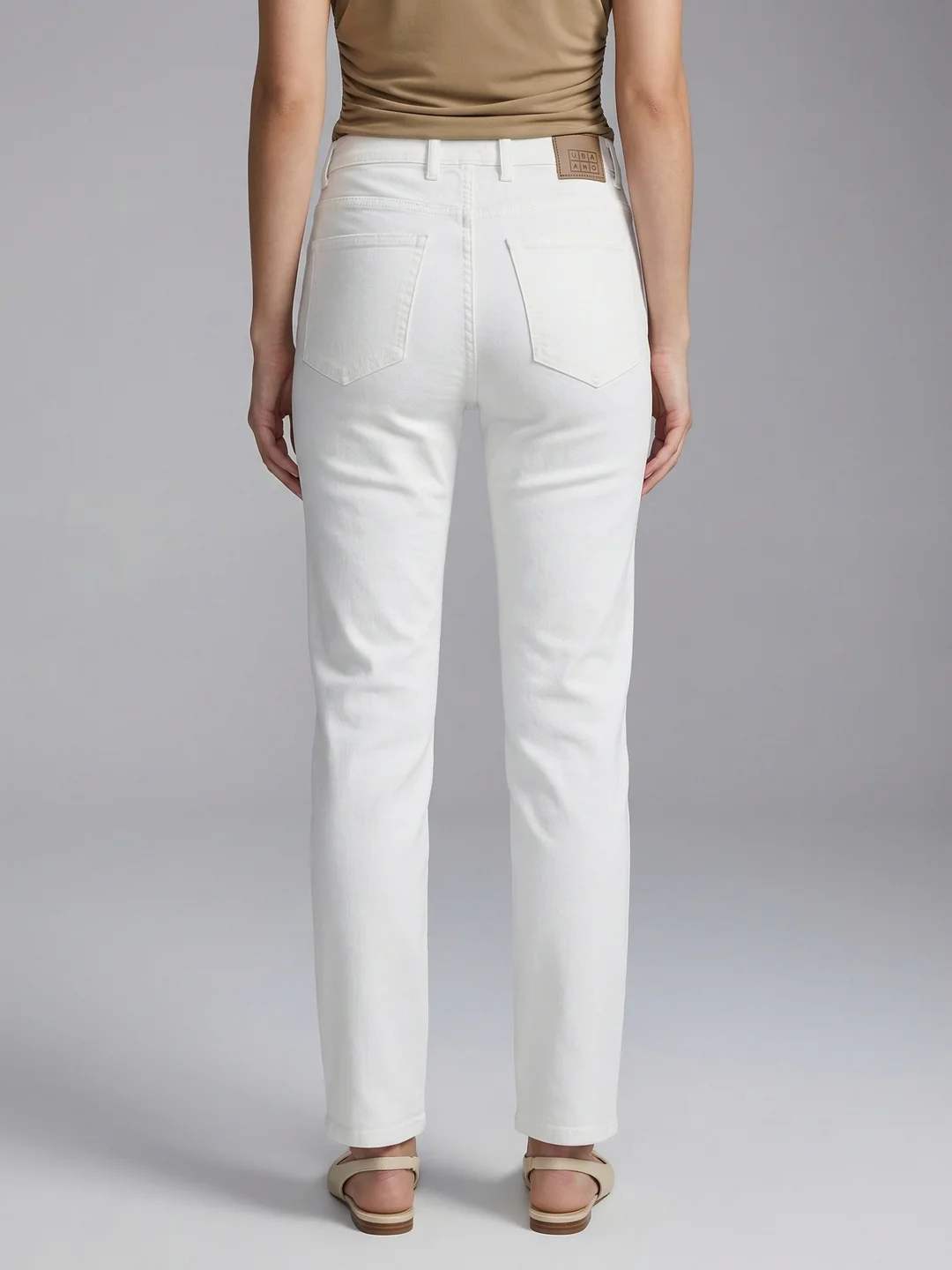 Women's White High Rise Straight Fit Washed Jeans Non-Stretchable - Image 4