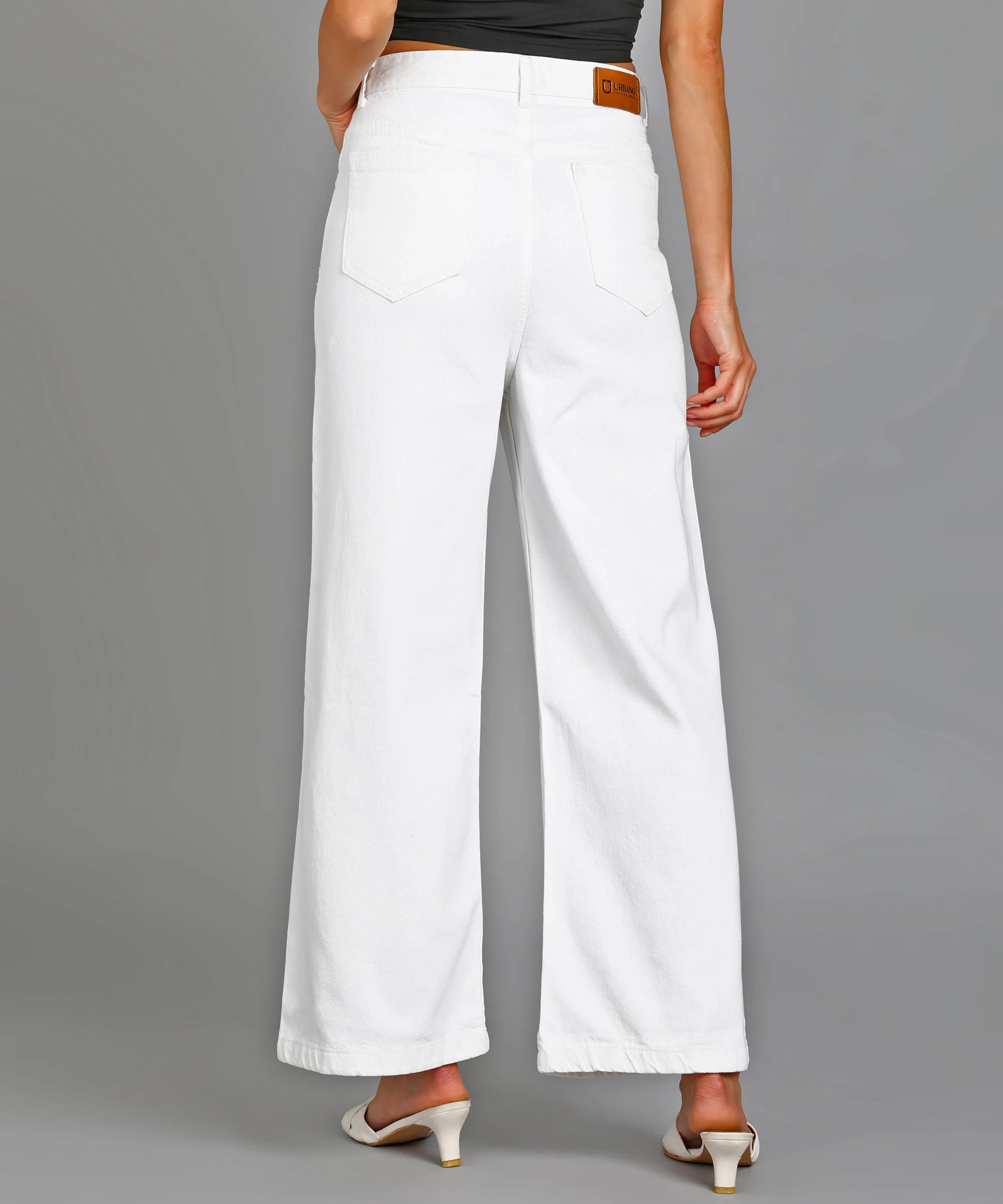 Women's White Wide Leg Fit Mild Distressed/Knee Slit Washed Jeans - Image 3