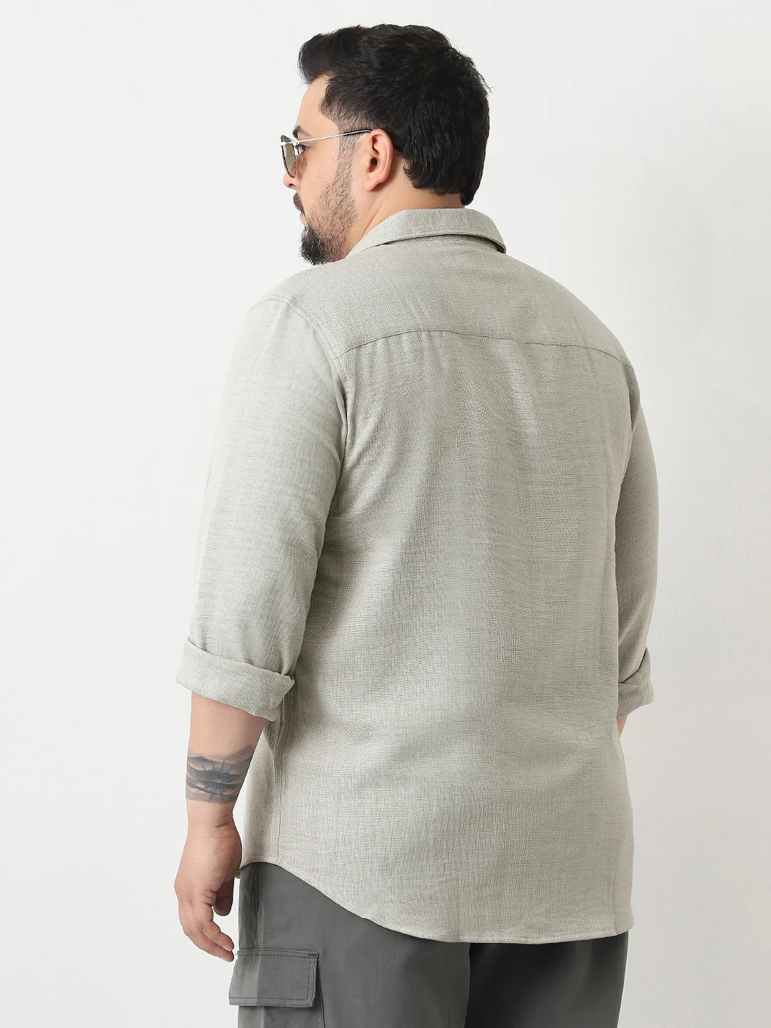 Plus Men's Beige Linen Blend Full Sleeve Relaxed Fit Casual Solid Shirt - Image 3