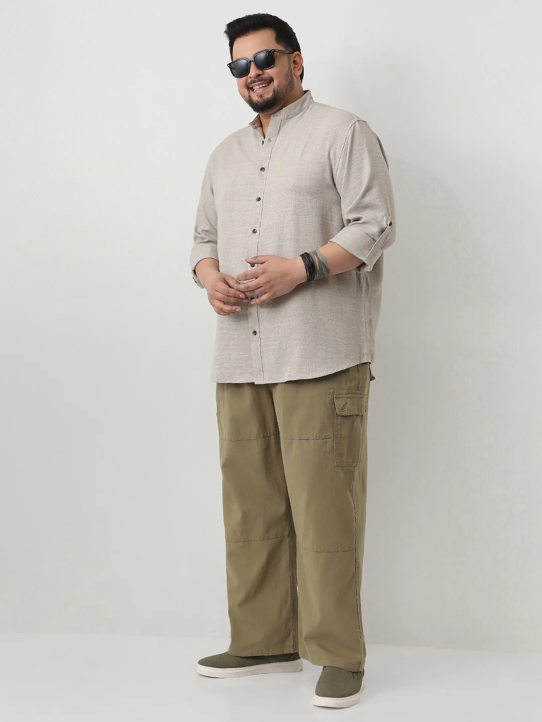 Plus Men's Beige Linen Blend Full Sleeve Relaxed Fit Mandarin Collar Casual Solid Shirt - Image 4
