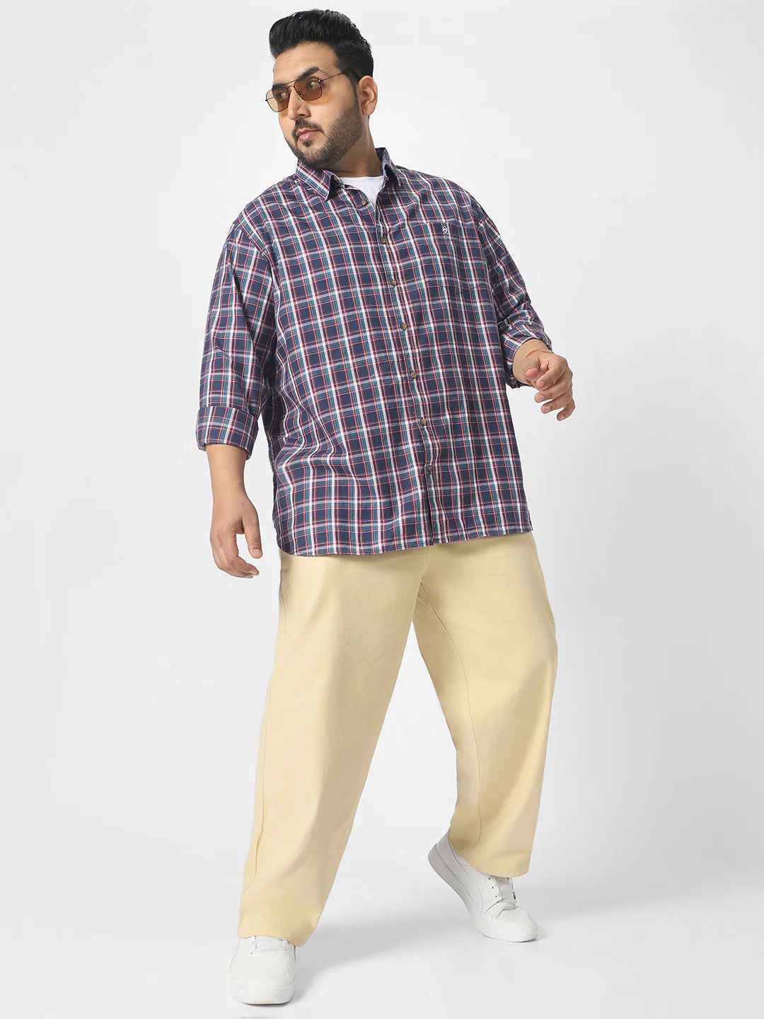 Plus Men's Beige Loose Baggy Fit Solid Chino Trousers Non-Stretchable - Image 4