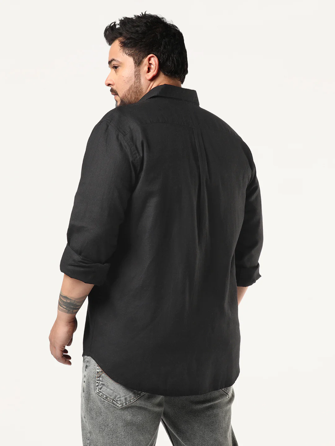 Plus Men's Black Linen Blend Full Sleeve Relaxed Fit Casual Solid Shirt - Image 3