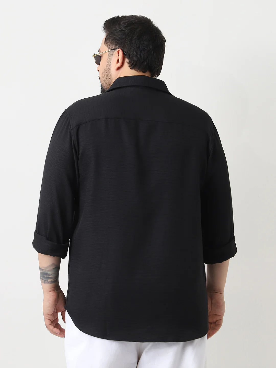 Plus Men's Black Linen Blend Full Sleeve Relaxed Fit Casual Solid Shirt - Image 3