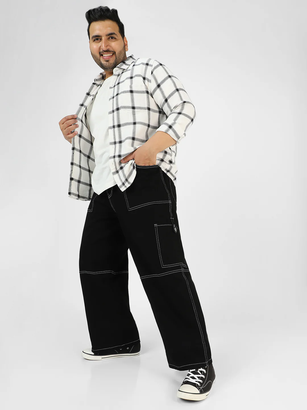 Plus Men's Black Loose Baggy Fit Washed Cargo Jeans with 6 Pockets Non-Stretchable - Image 4