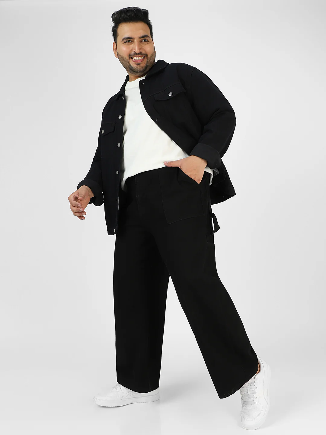 Plus Men's Black Loose Fit Cargo Carpenter Jeans With 6 Pockets Non-Stretchable - Image 4