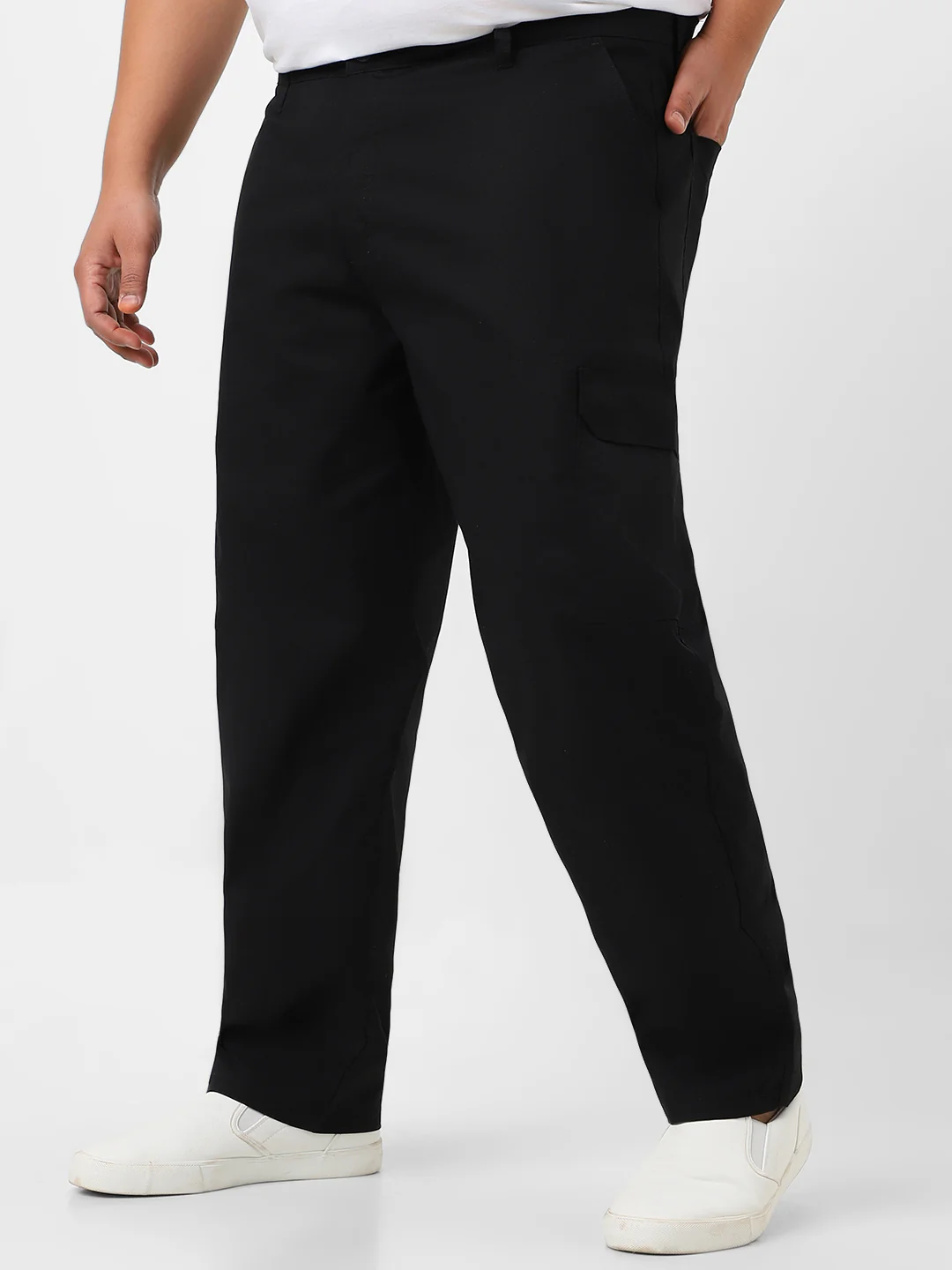 Plus Men's Black Regular Fit Solid Cargo Chino Pant With 6 Pockets - Image 2