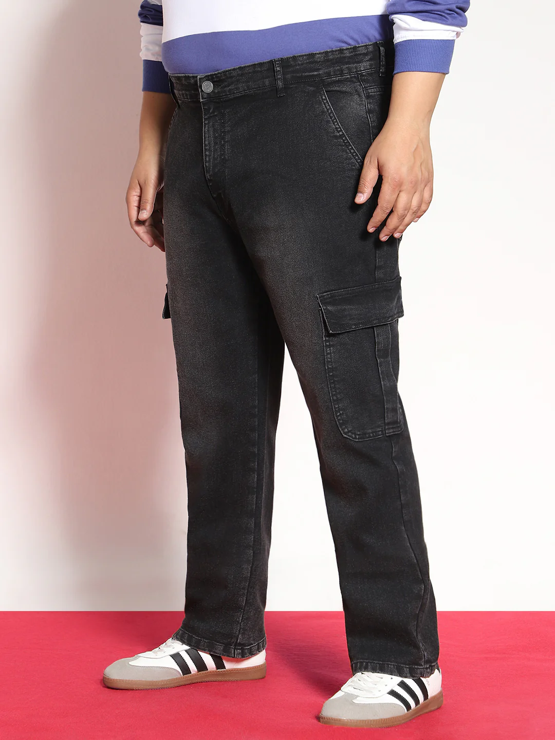 Plus Men's Black Regular Fit Washed Cargo Jeans With 6 Pockets Stretchable - Image 2