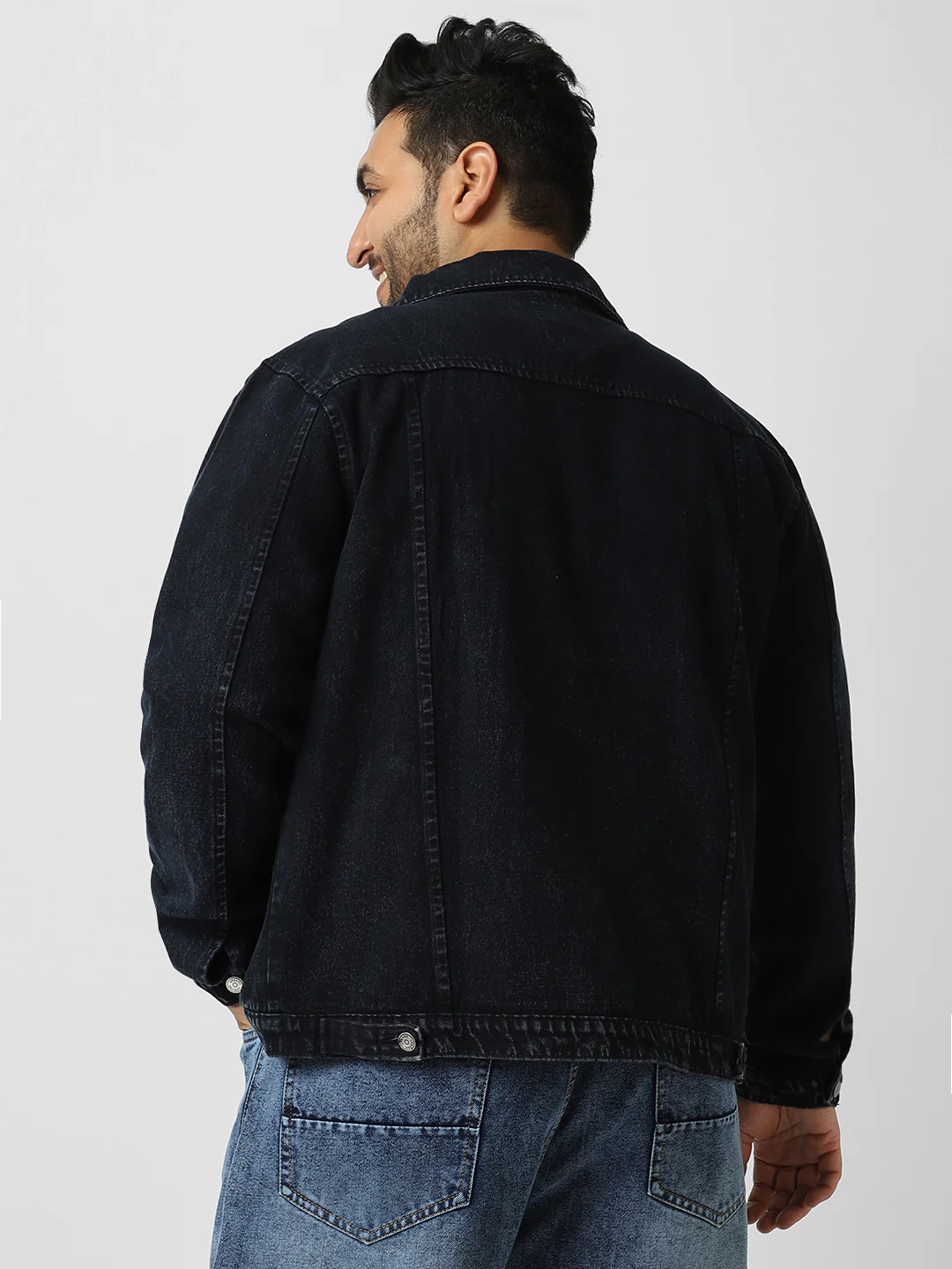 Plus Men's Black Regular Fit Washed Full Sleeve Denim Jacket - Image 3