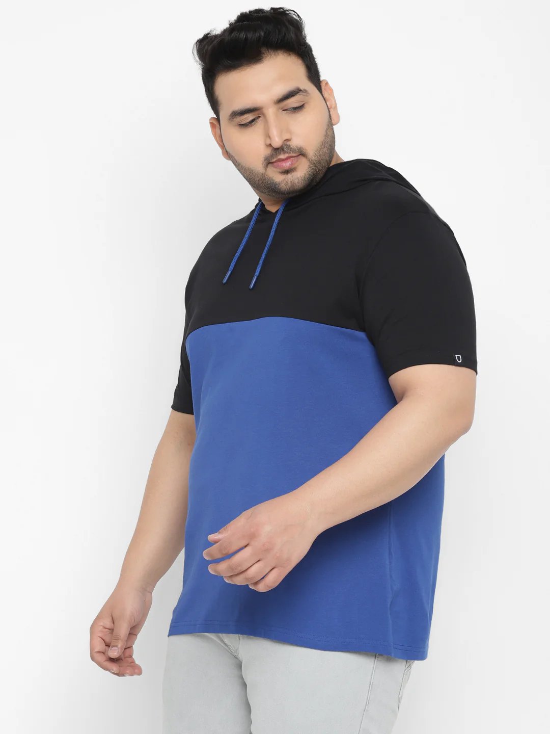 Plus Men's Black, Royal Blue Color-Block Hooded Neck Regular Fit Half Sleeve Cotton T-Shirt - Image 2