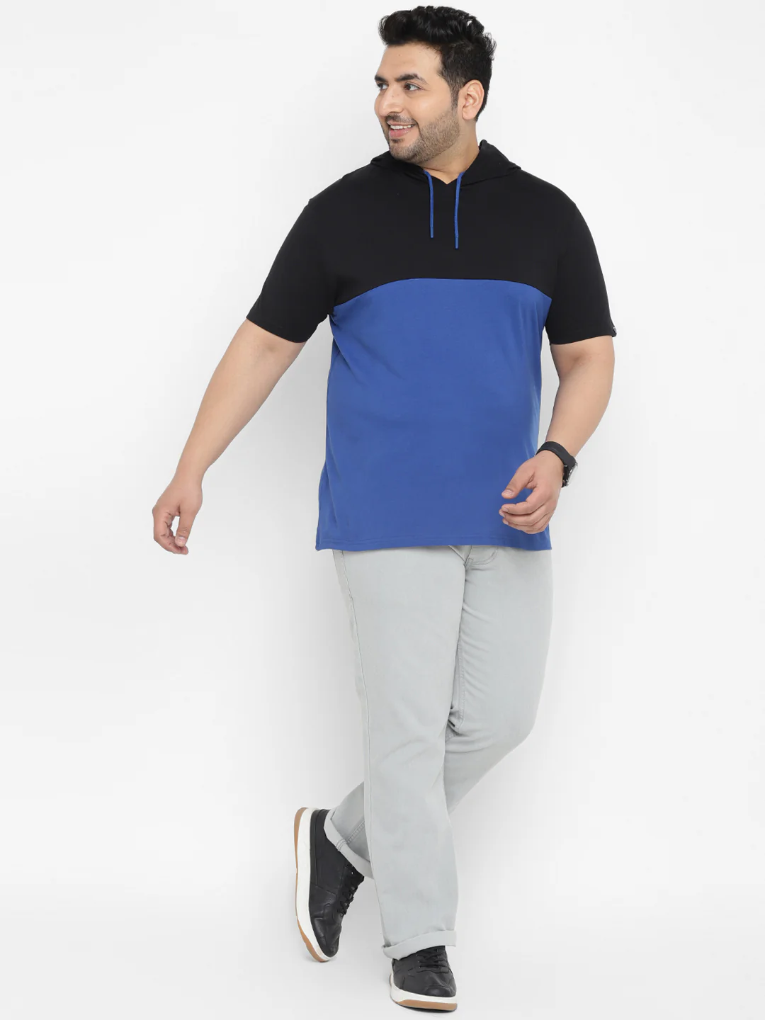Plus Men's Black, Royal Blue Color-Block Hooded Neck Regular Fit Half Sleeve Cotton T-Shirt - Image 4