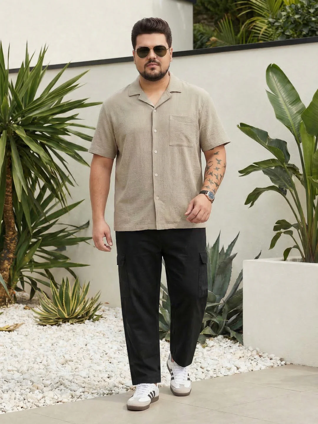 Plus Men's Black Straight Fit Linen Cargo Pants with 6 Pockets - Image 4