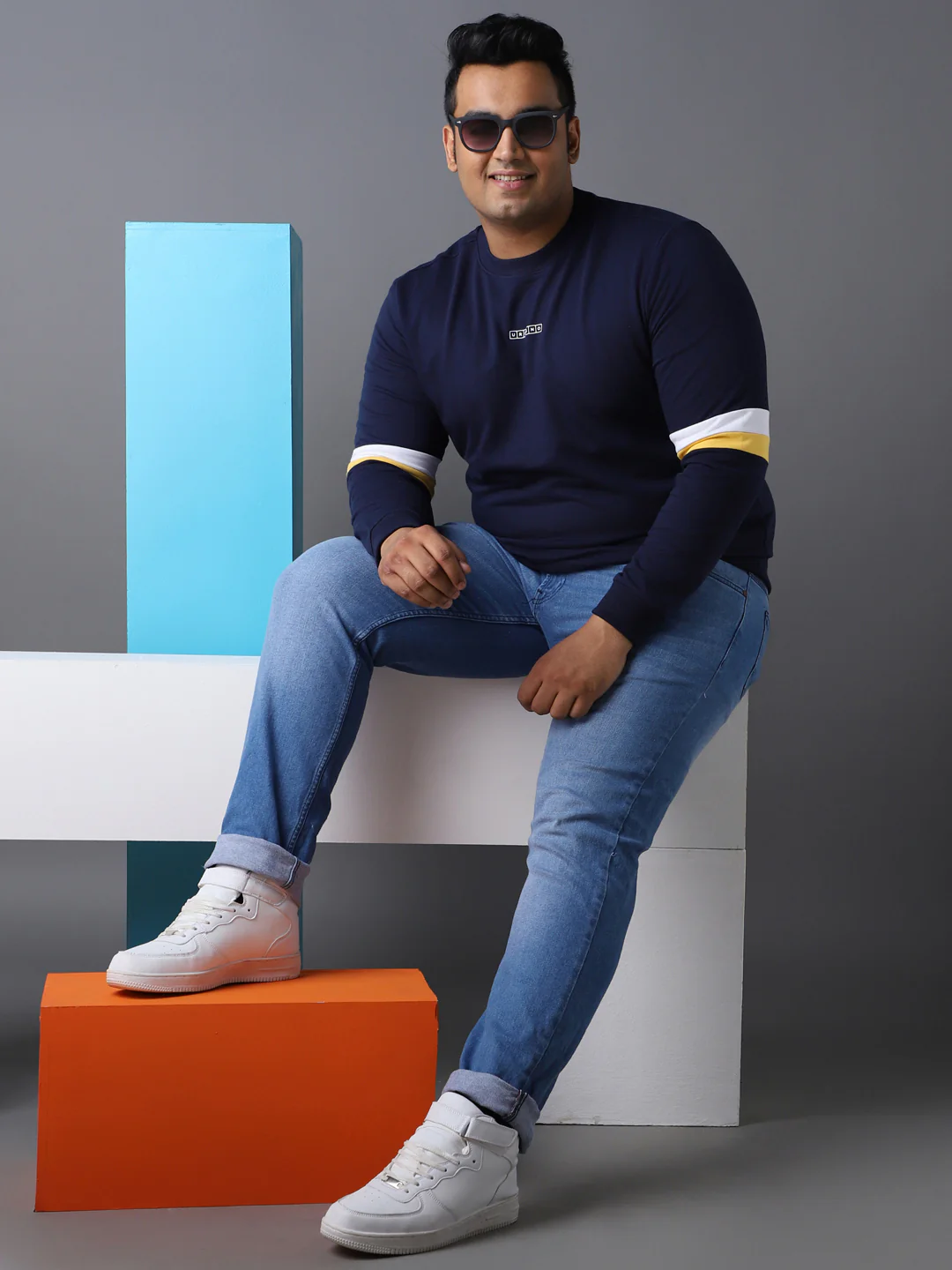 Plus Men's Blue Cotton Color Block Round Neck Sweatshirt - Image 4