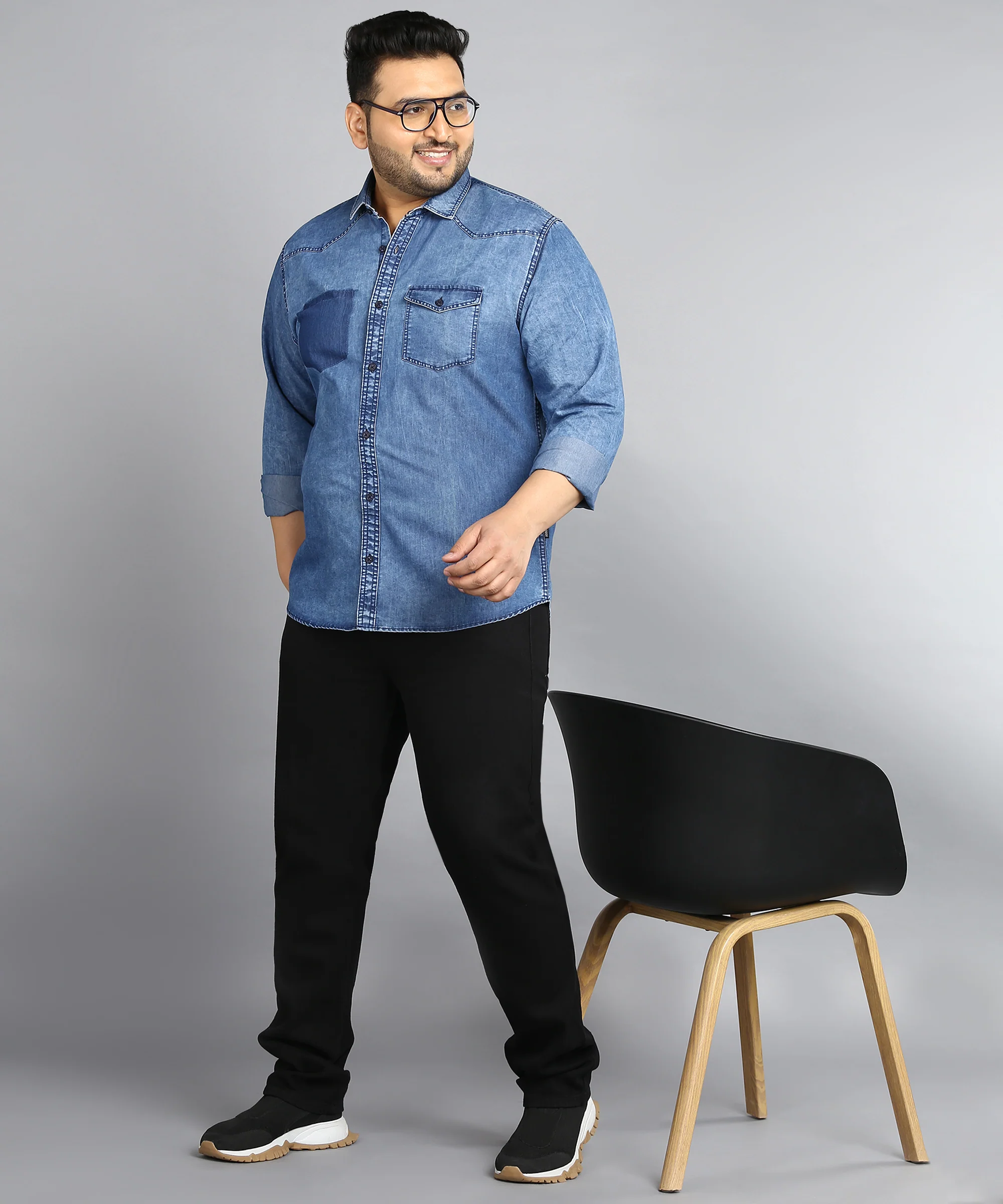 Plus Men's Blue Denim Full Sleeve Regular Fit Washed Casual Shirt - Image 4