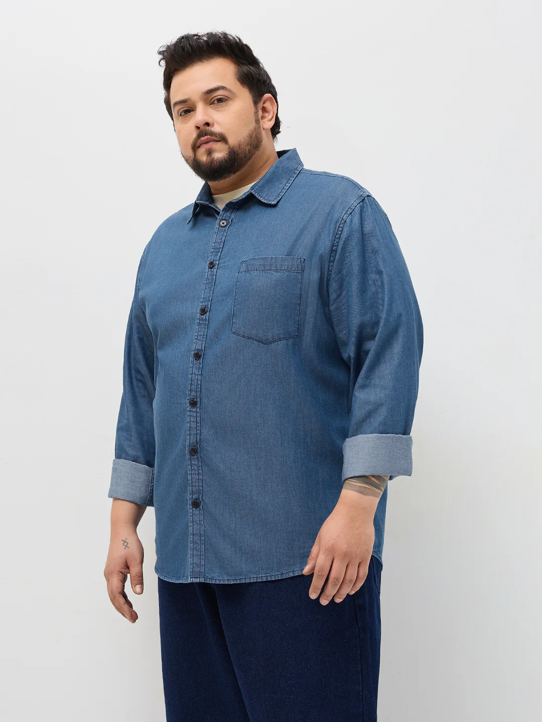 Plus Men's Blue Regular Fit Full Sleeve Solid Denim Shirt - Image 2