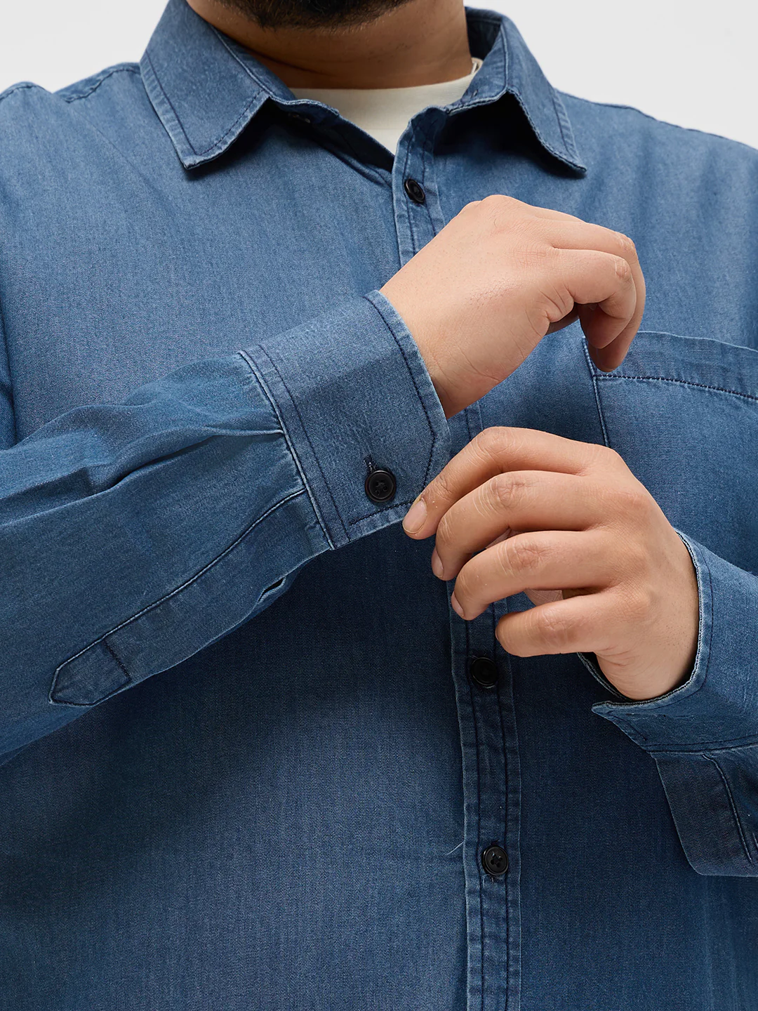 Plus Men's Blue Regular Fit Full Sleeve Solid Denim Shirt - Image 6