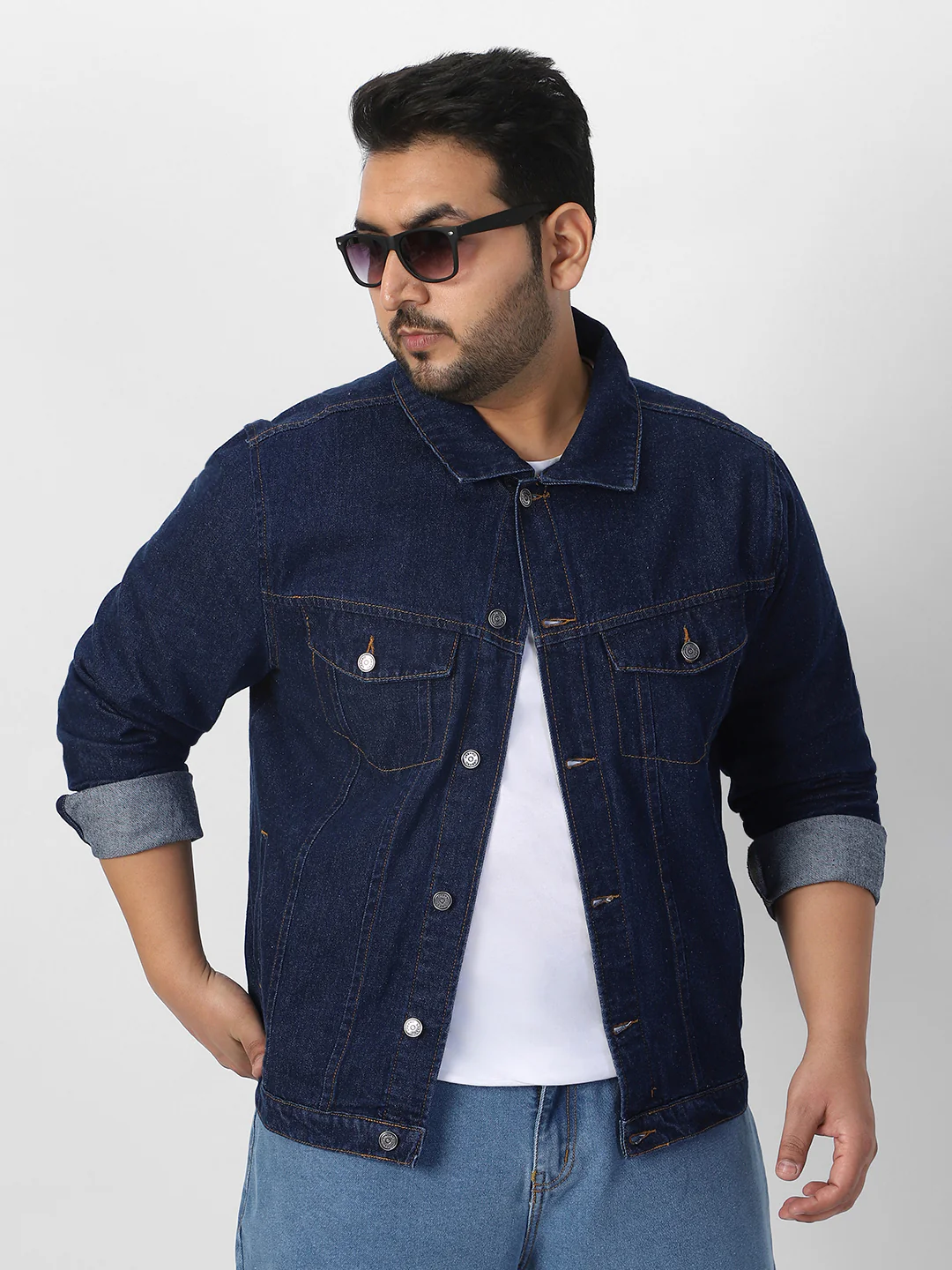 Plus Men's Blue Regular Fit Washed Full Sleeve Denim Jacket - Image 2
