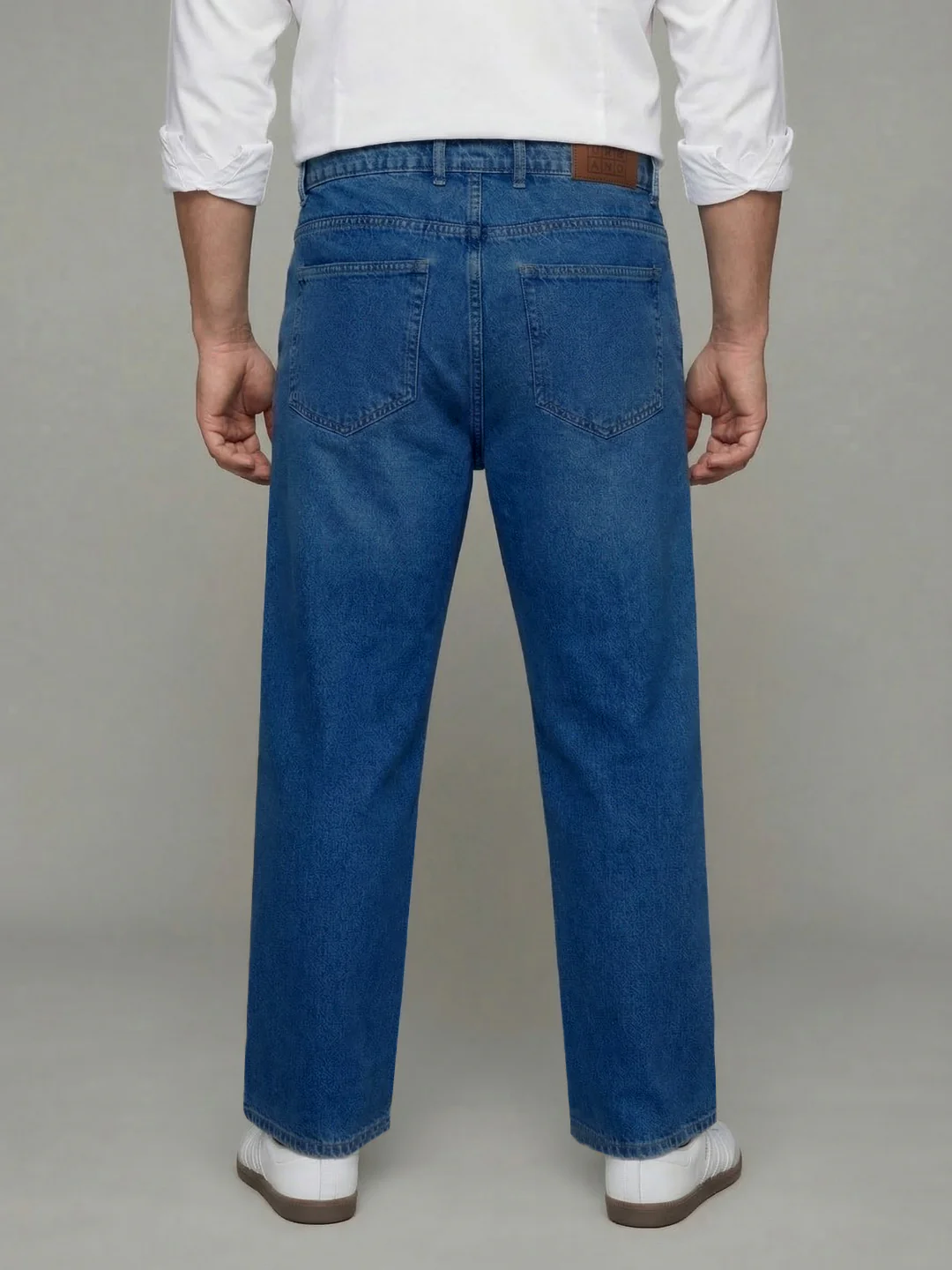Plus Men's Blue Relaxed Fit Washed Denim Jeans Non-Stretchable - Image 3