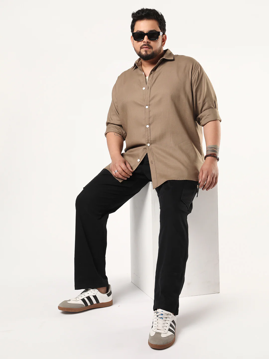 Plus Men's Coffee Linen Blend Full Sleeve Relaxed Fit Casual Solid Shirt - Image 4