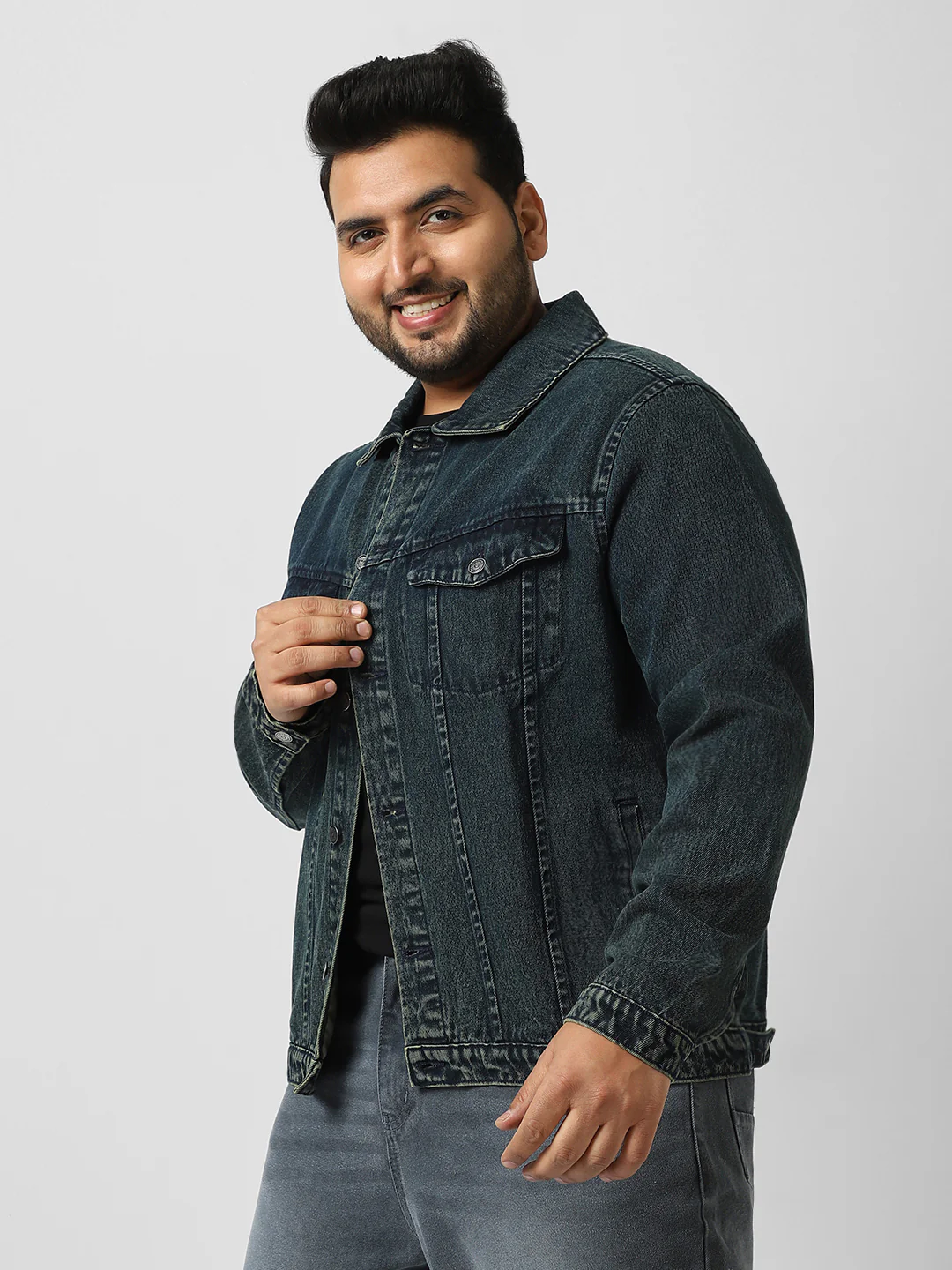 Plus Men's Dark Blue Regular Fit Washed Full Sleeve Denim Jacket - Image 2
