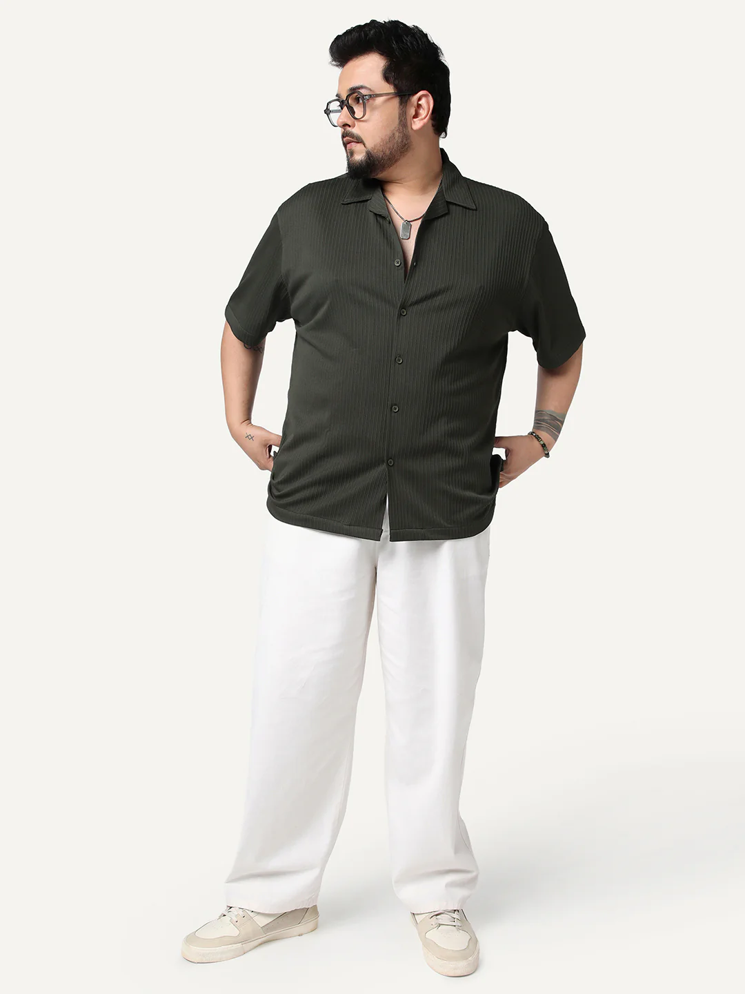 Plus Men's Dark Grey Cotton Half Sleeve Oversized Fit Textured Shirt with Cuban Collar - Image 4